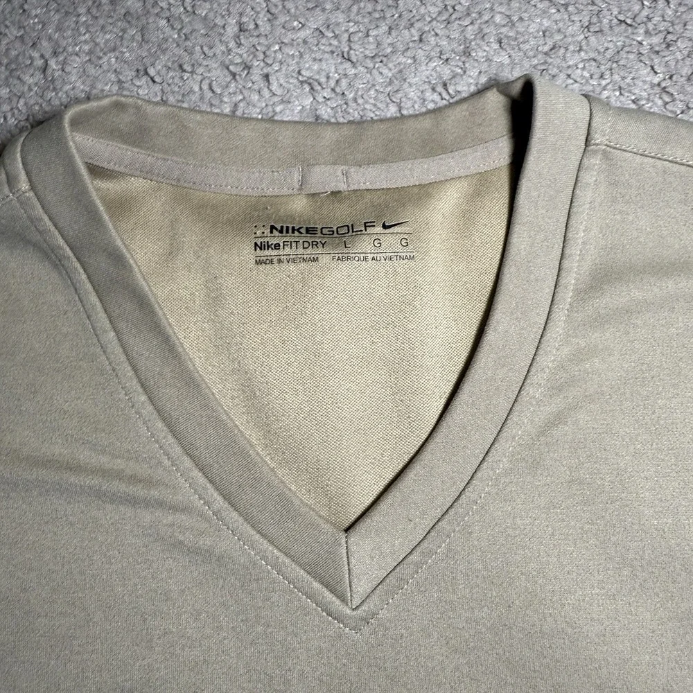 Nike Golf Vest Mens Large Beige Khaki Pullover V Neck Fit Dry Leisure Casual - Picture 9 of 12